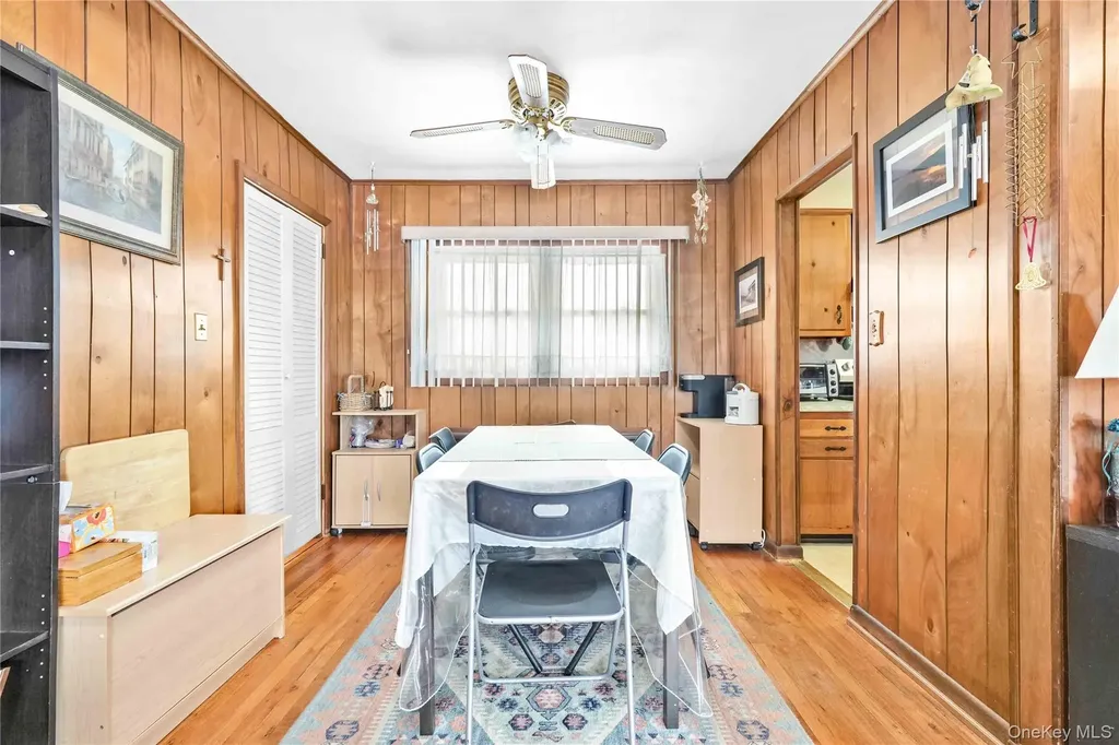 1097 Carll Drive Bay Shore NY 11706