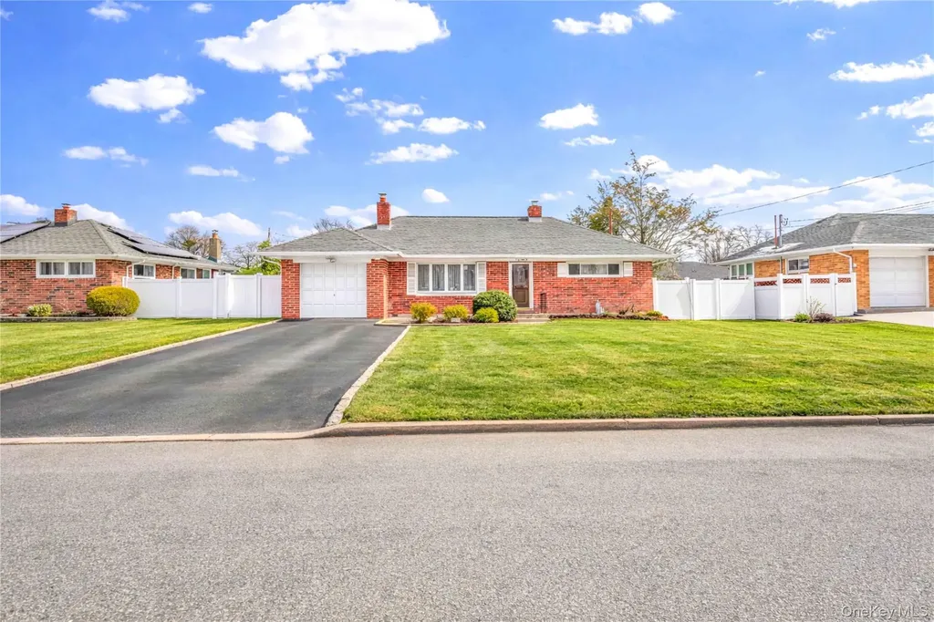 1097 Carll Drive Bay Shore NY 11706