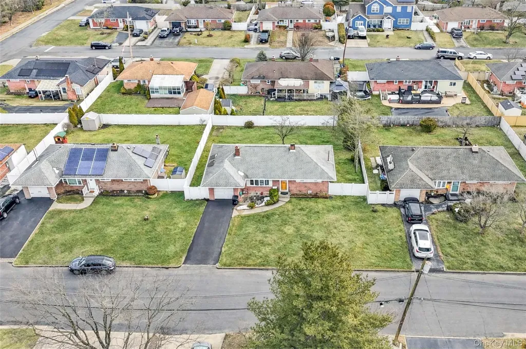 1097 Carll Drive Bay Shore NY 11706