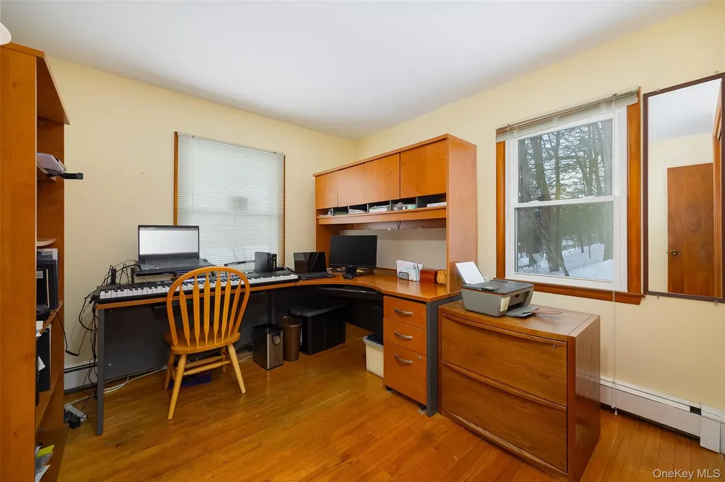 563 Spring Lake Road Red Hook NY 12571