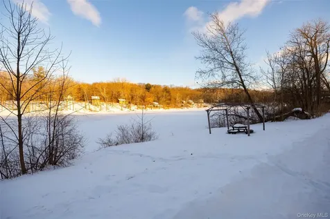 563 Spring Lake Road Red Hook NY 12571