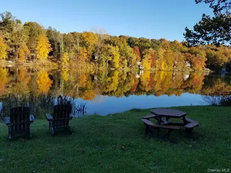 563 Spring Lake Road Red Hook NY 12571