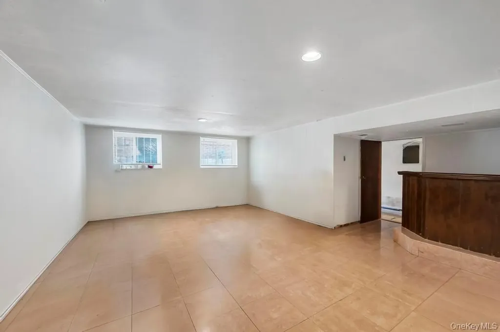 3263 Milburn Avenue Baldwin Harbor NY 11510
