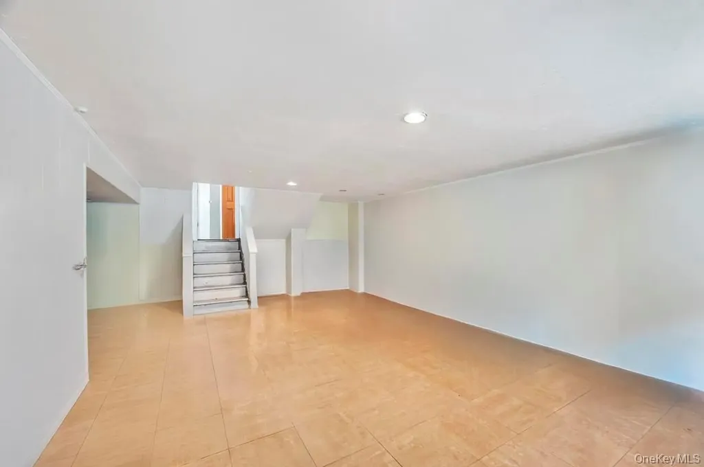 3263 Milburn Avenue Baldwin Harbor NY 11510