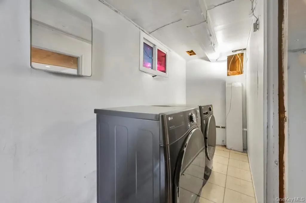 3263 Milburn Avenue Baldwin Harbor NY 11510