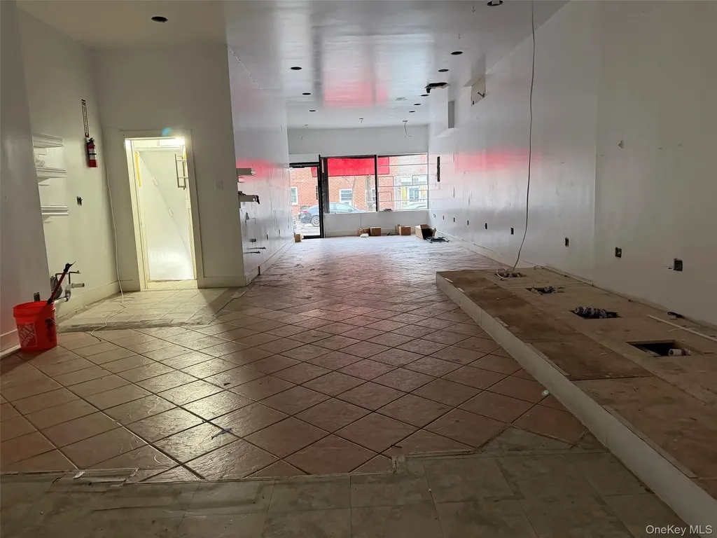 551 Knickerbocker Avenue Brooklyn NY 11221