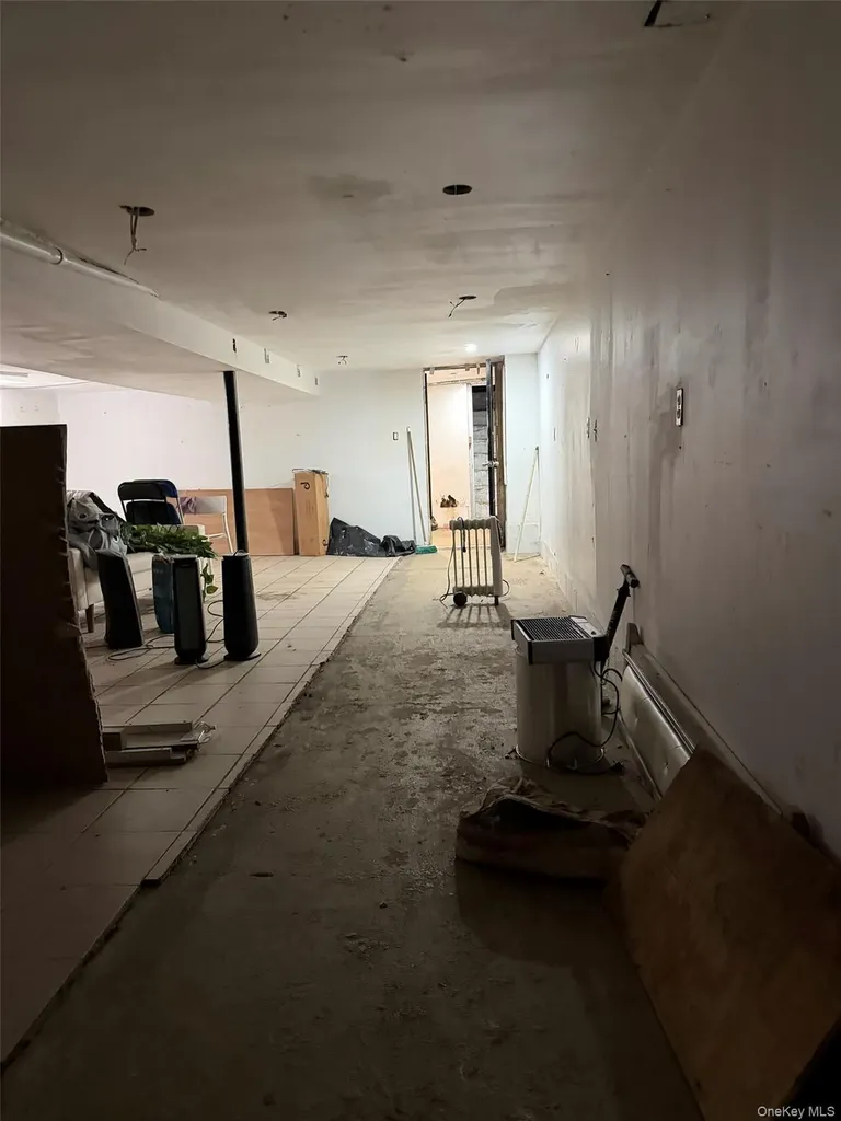 551 Knickerbocker Avenue Brooklyn NY 11221