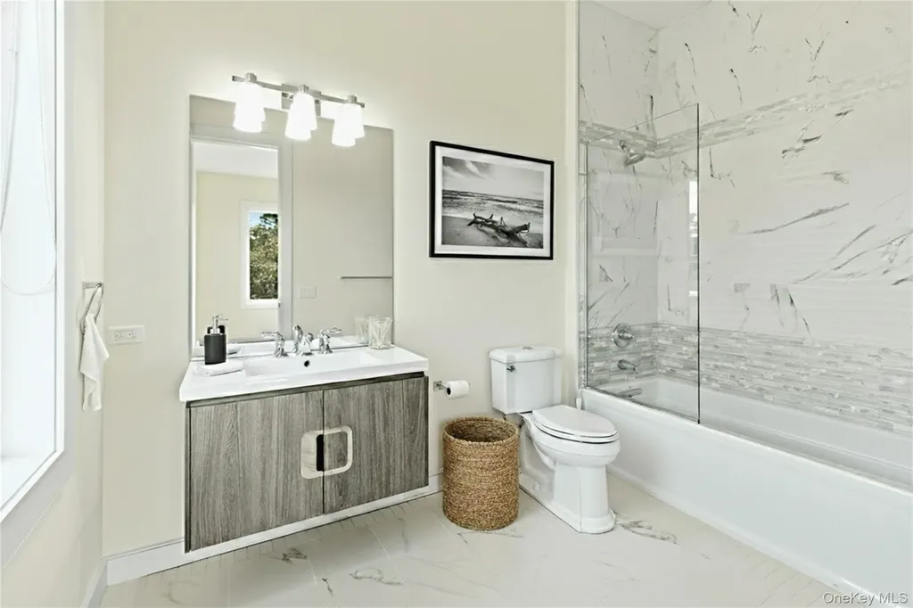 89 Old Canoe Place Road Hampton Bays NY 11946