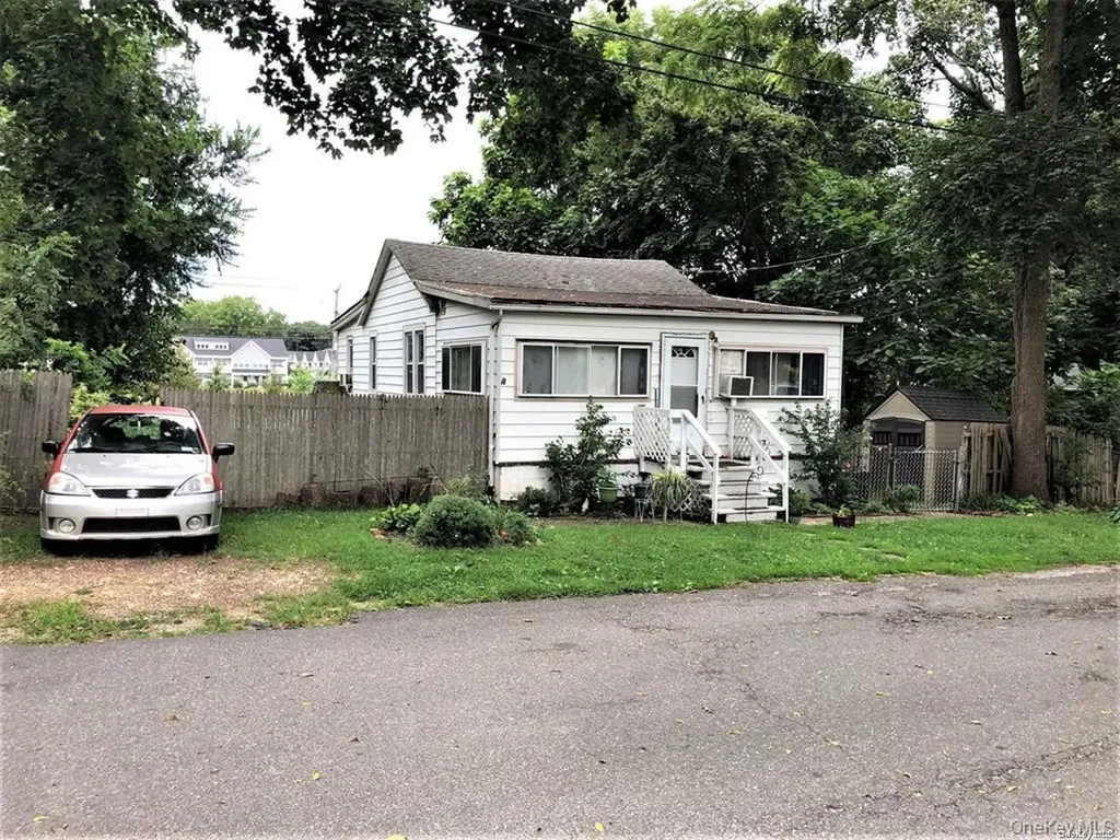 111 Wyona Avenue Selden NY 11784