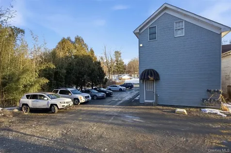 106 Newport Bridge Road Warwick NY 10990
