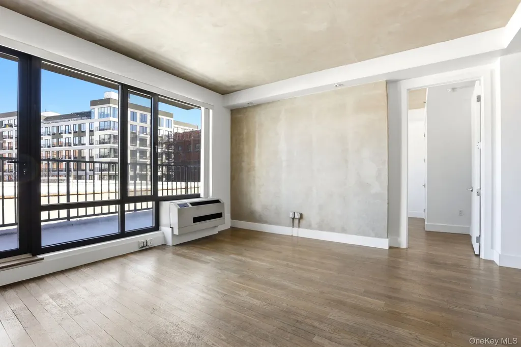 225 E 138th Street Bronx NY 10451