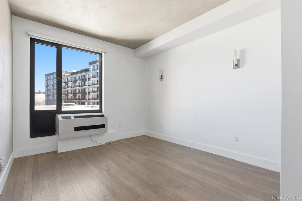 225 E 138th Street Bronx NY 10451
