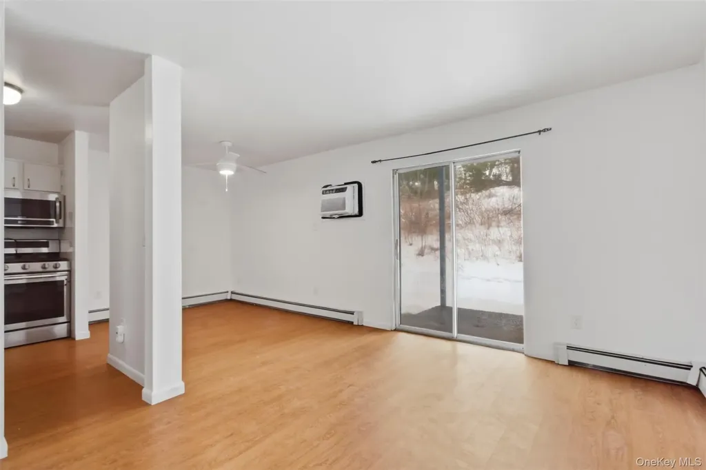 8 Ivy Court Fishkill NY 12524