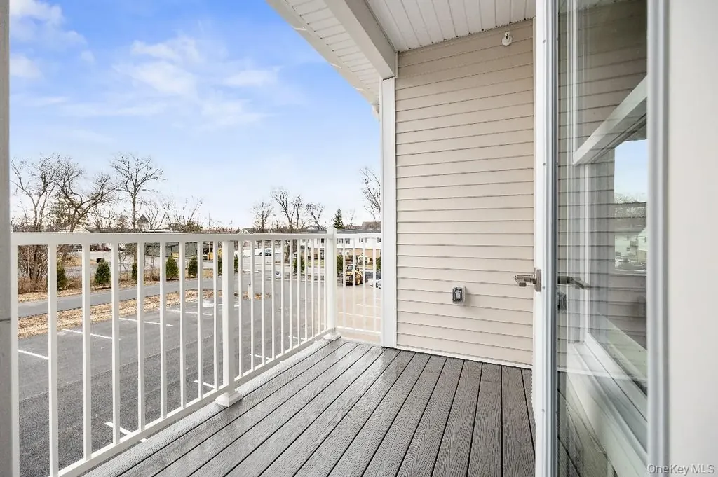306 Bluestone Court Maybrook NY 12543