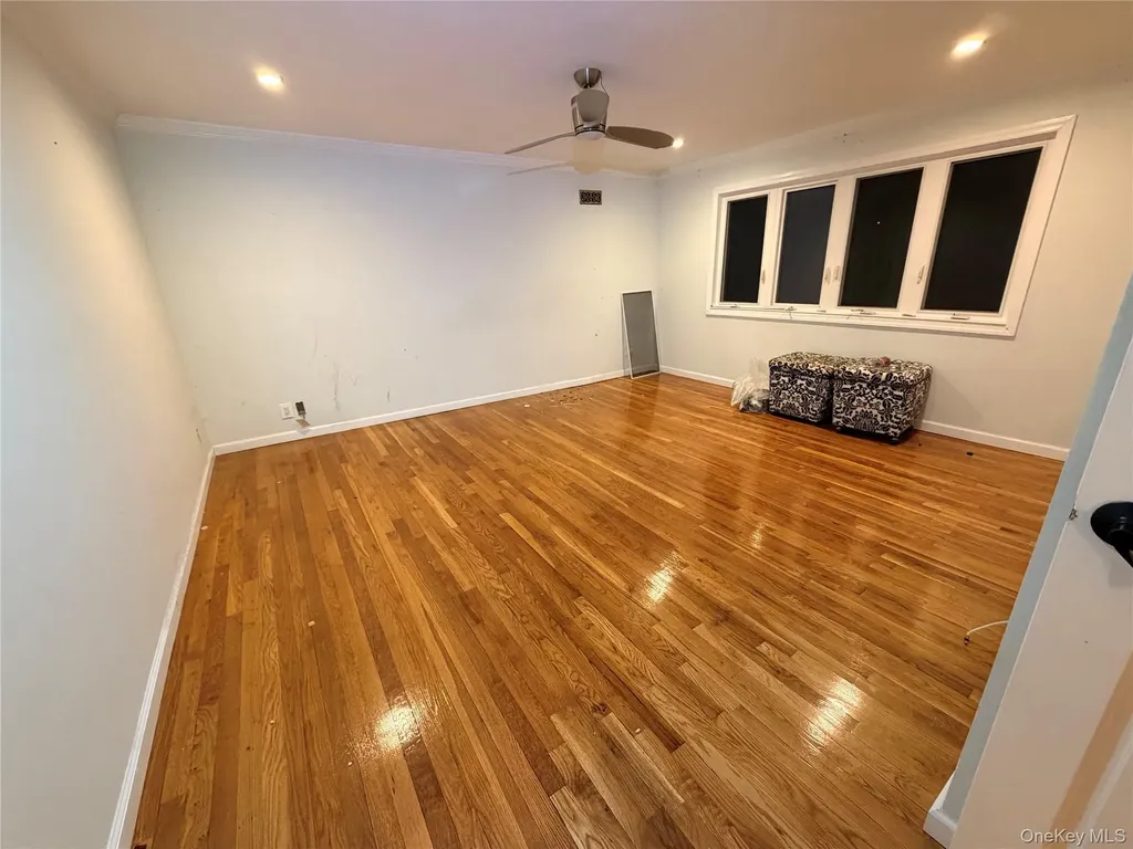 48 Robin Lane Plainview NY 11803