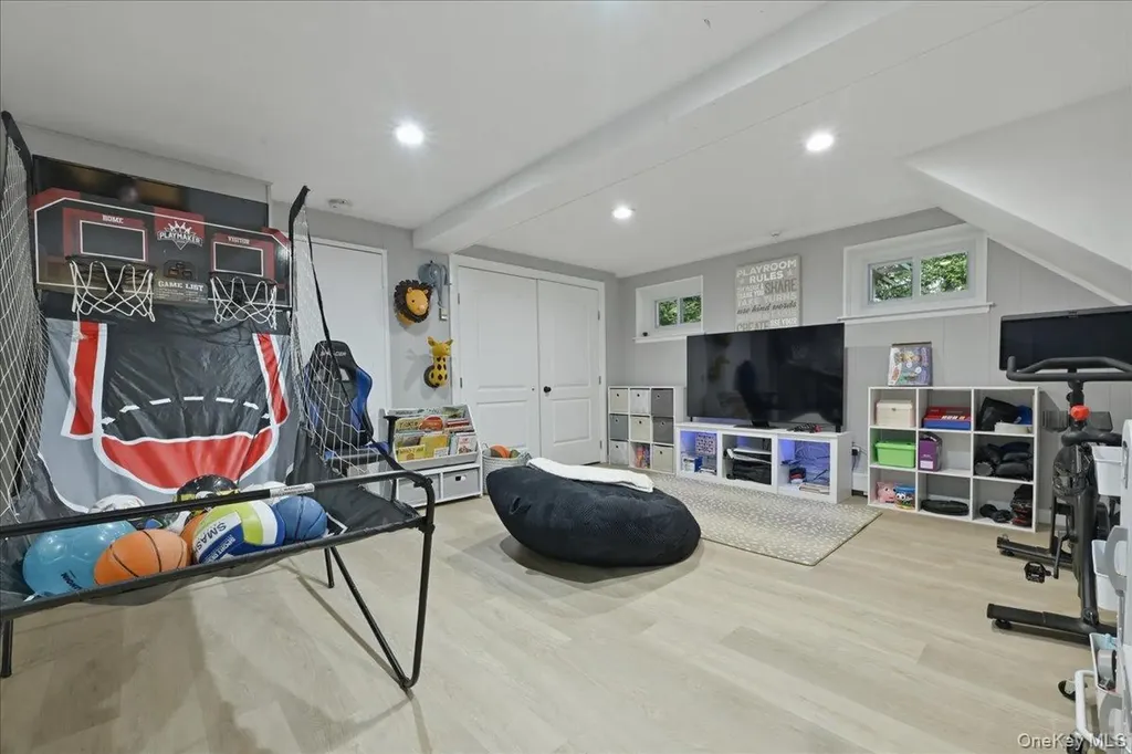 3311 Hewlett Avenue Merrick NY 11566