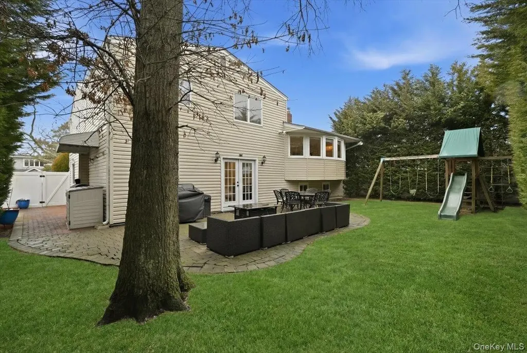 3311 Hewlett Avenue Merrick NY 11566