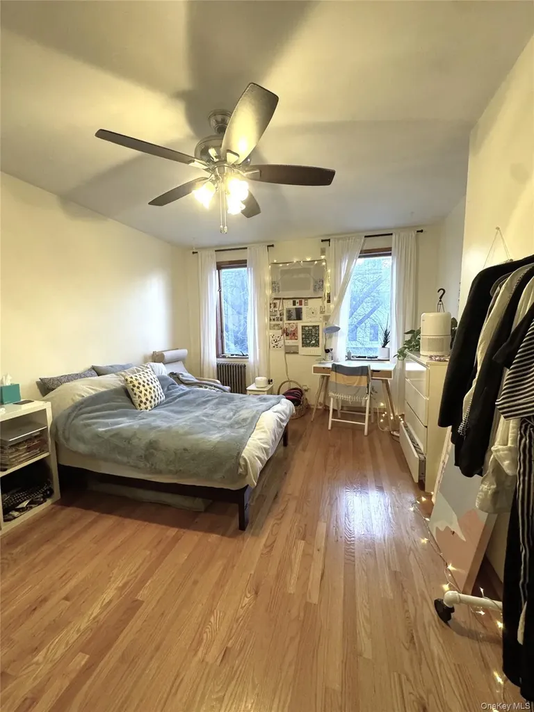 396 Graham Avenue Brooklyn NY 11211