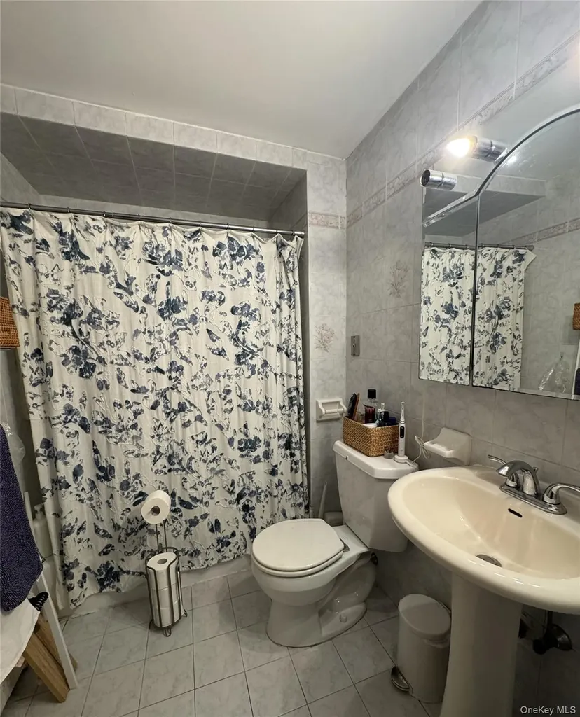 396 Graham Avenue Brooklyn NY 11211