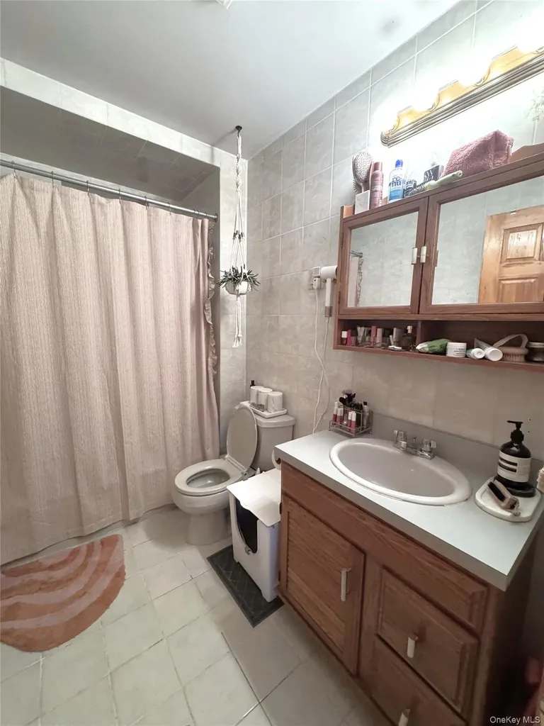 396 Graham Avenue Brooklyn NY 11211