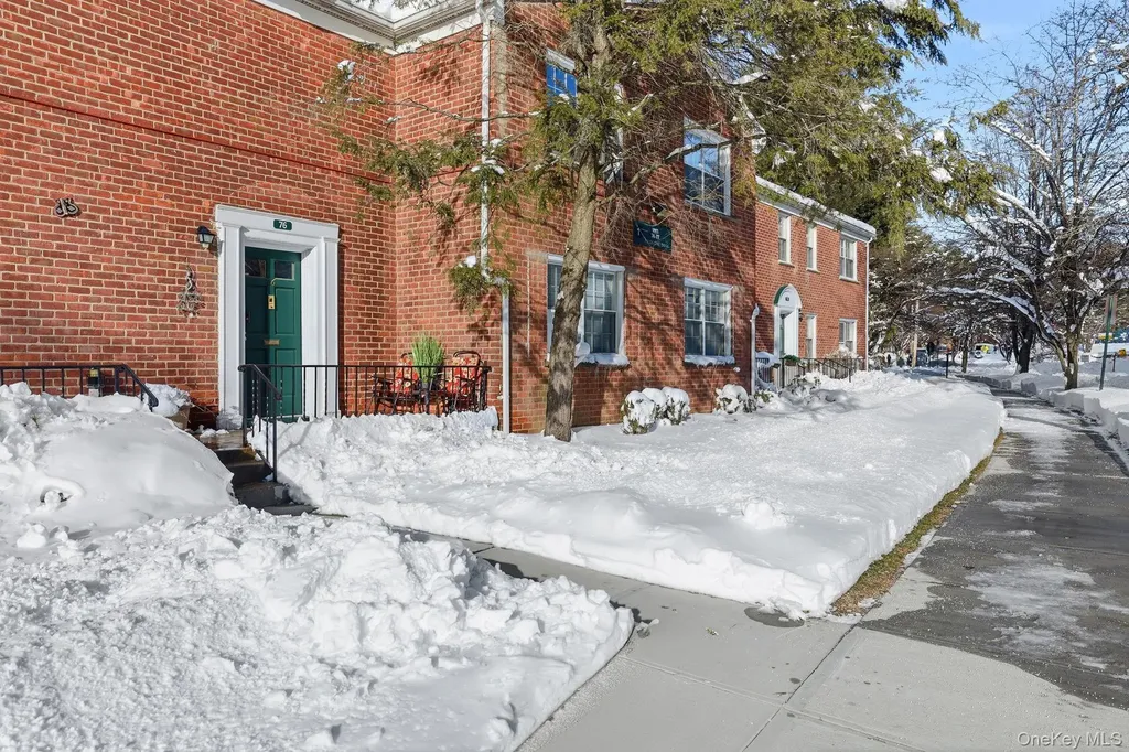 1 Fieldstone Drive Hartsdale NY 10530