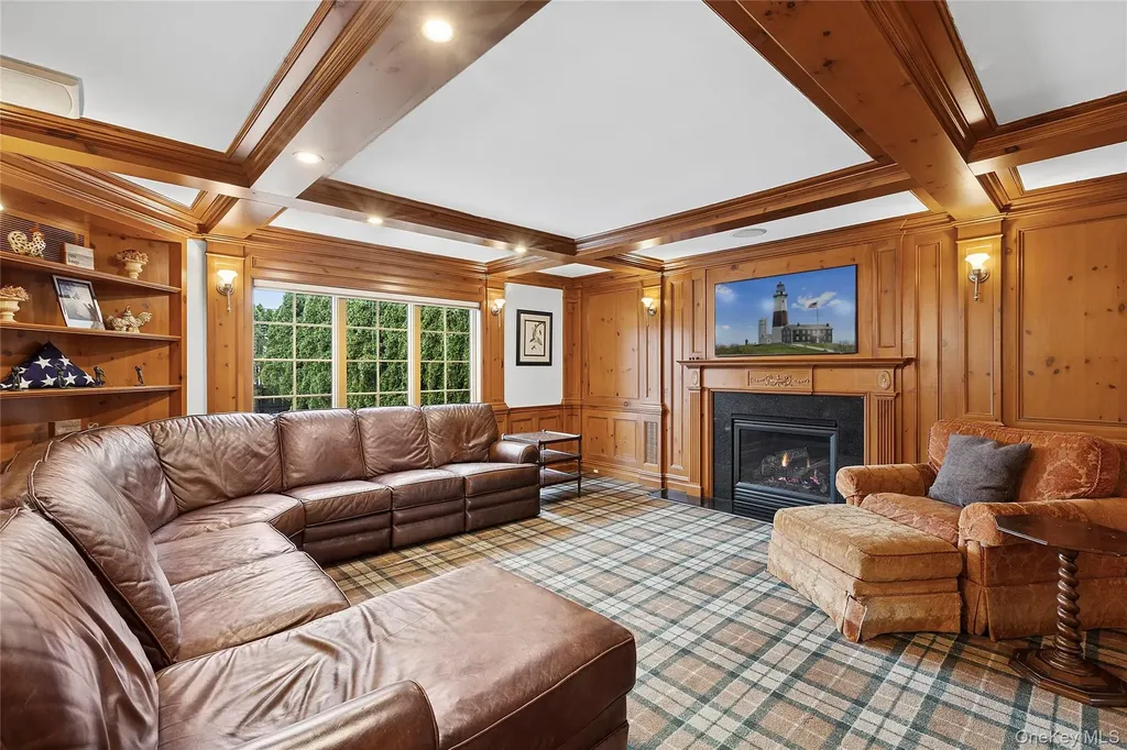 922 Leeds Drive North Bellmore NY 11710