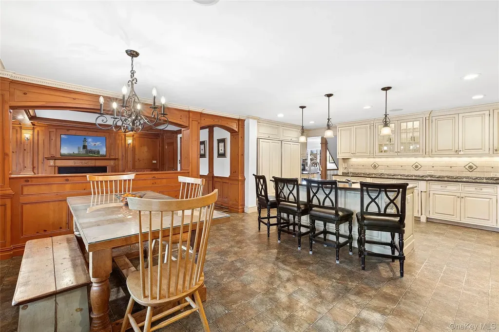 922 Leeds Drive North Bellmore NY 11710