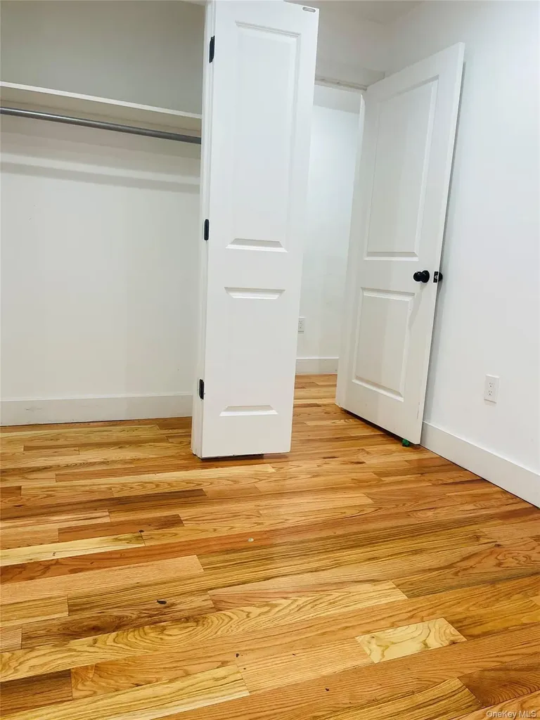 157 Beach 25th Far Rockaway NY 11691