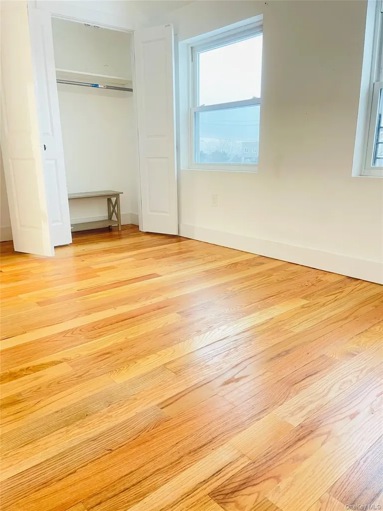 157 Beach 25th Far Rockaway NY 11691