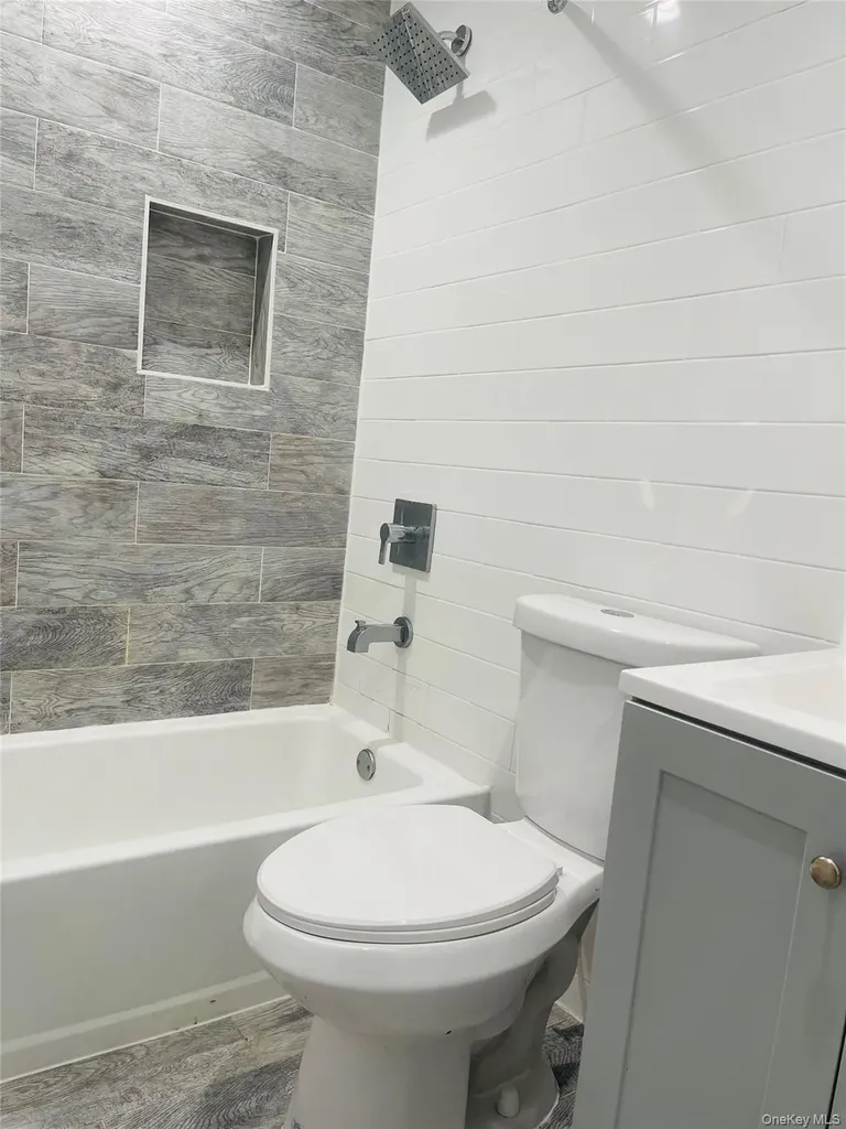 157 Beach 25th Far Rockaway NY 11691