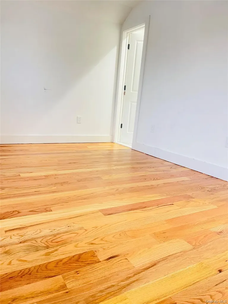 157 Beach 25th Far Rockaway NY 11691
