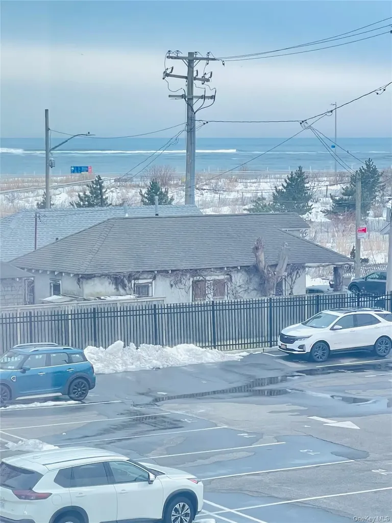 157 Beach 25th Far Rockaway NY 11691