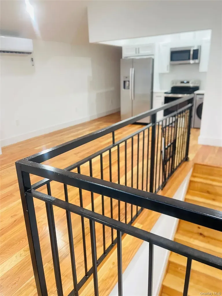 157 Beach 25th Far Rockaway NY 11691