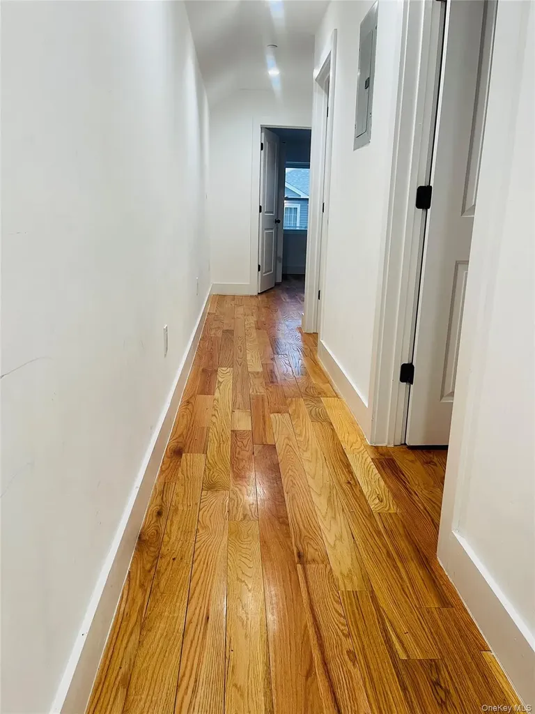 157 Beach 25th Far Rockaway NY 11691