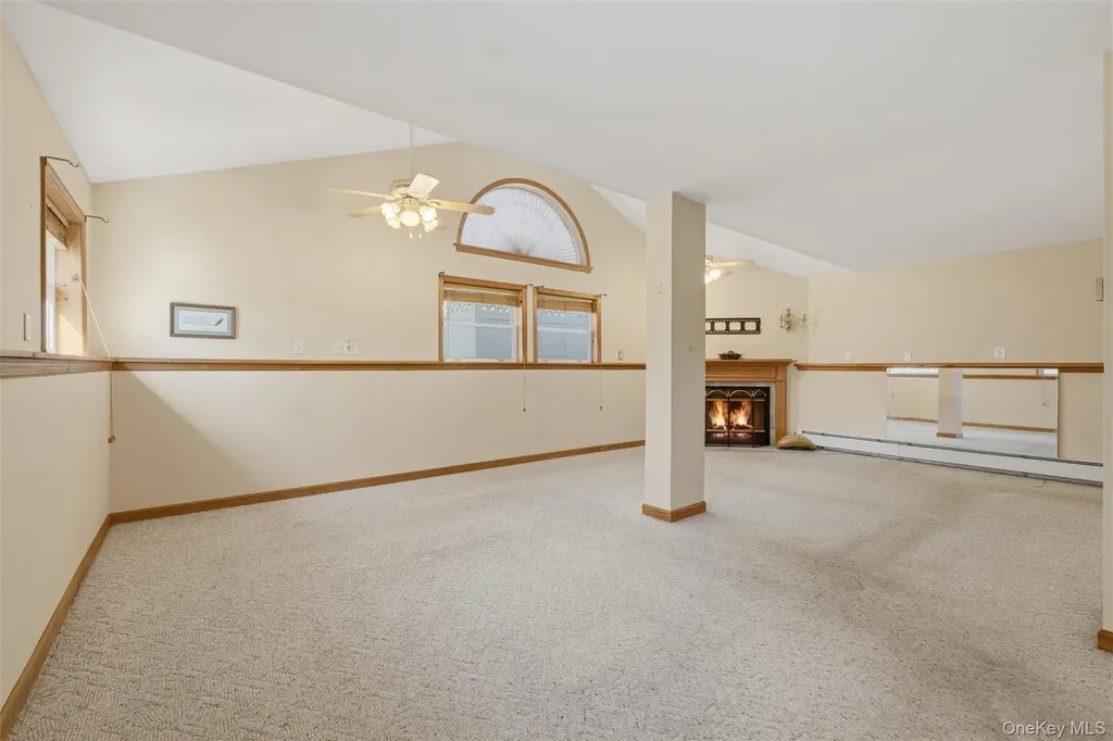 13 Stella Drive Gardiner NY 12525