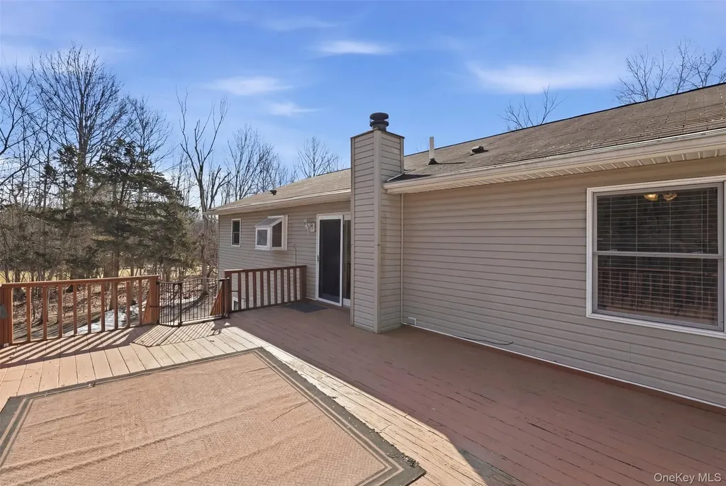 13 Stella Drive Gardiner NY 12525