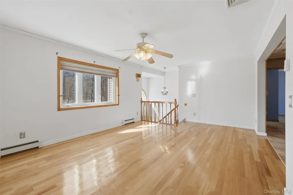 13 Stella Drive Gardiner NY 12525