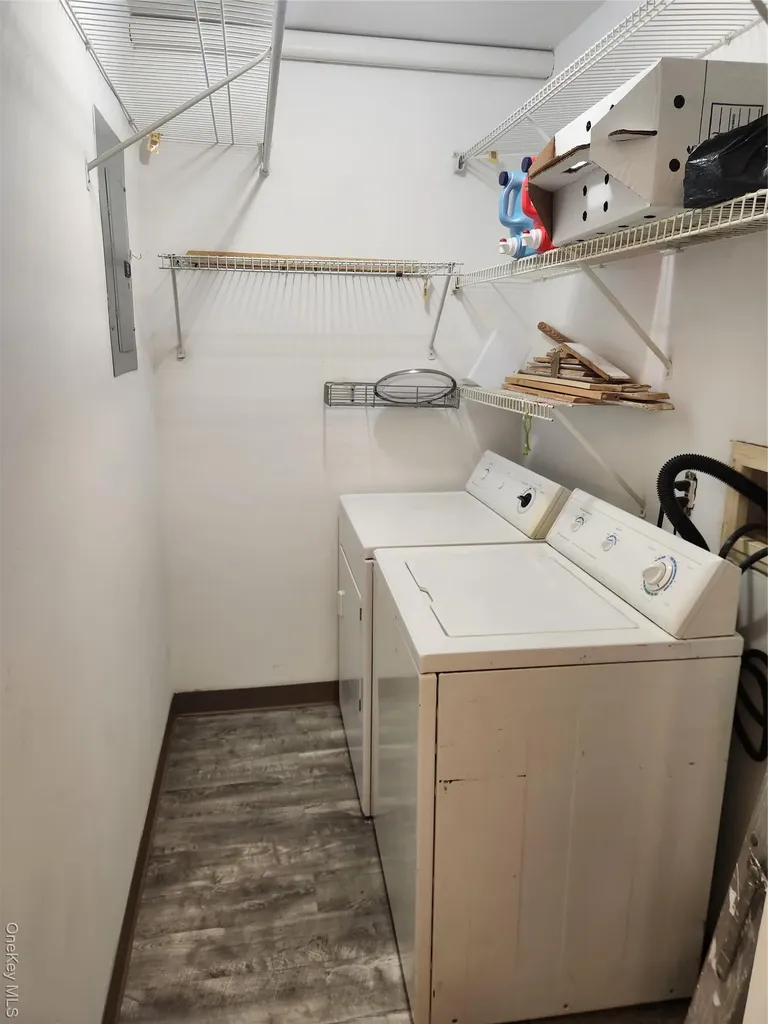 2087 Daly Avenue Bronx NY 10460