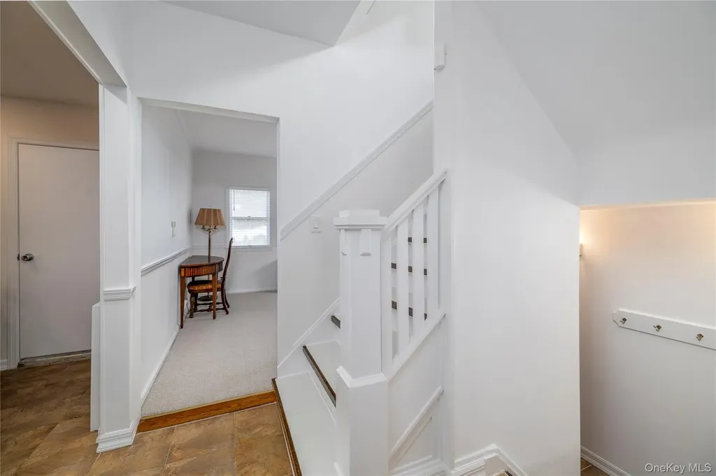 36 W Windsor Parkway Oceanside NY 11572