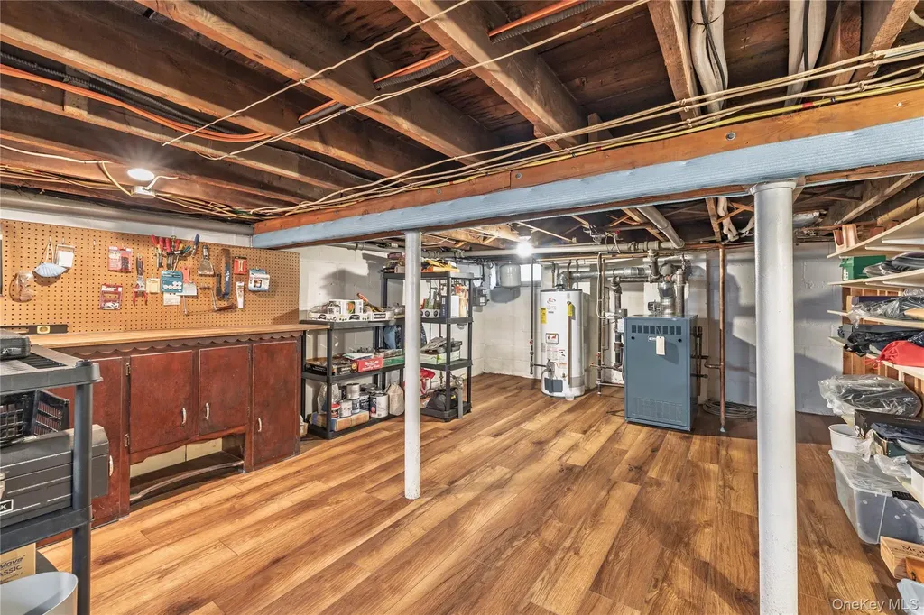 36 W Windsor Parkway Oceanside NY 11572