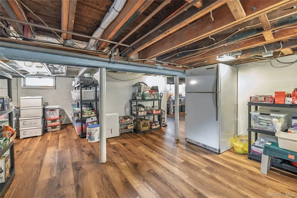 36 W Windsor Parkway Oceanside NY 11572