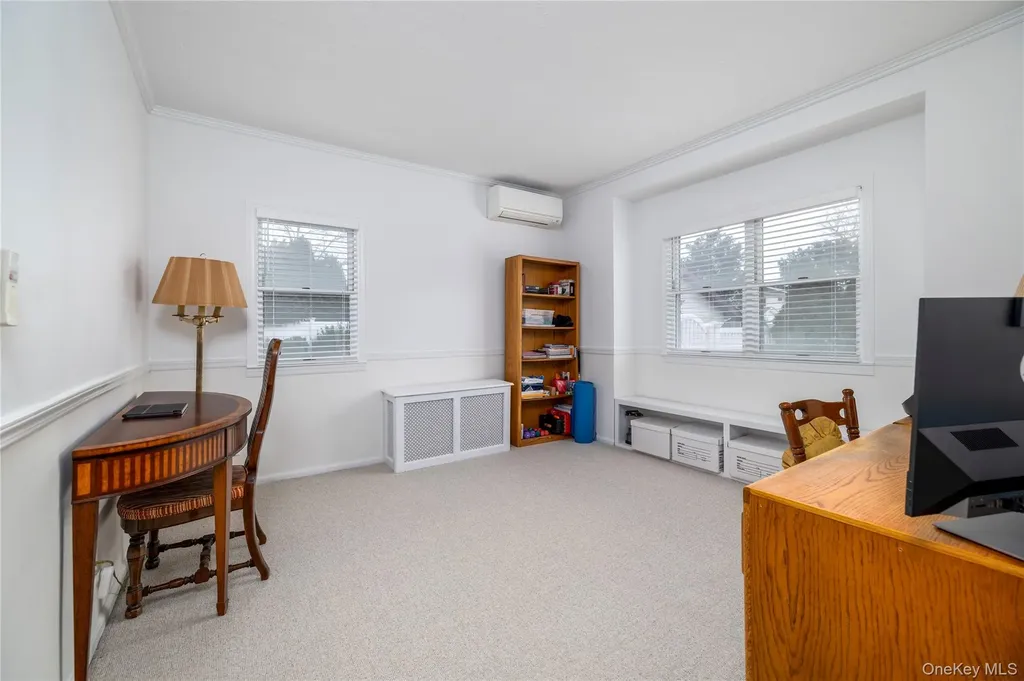 36 W Windsor Parkway Oceanside NY 11572