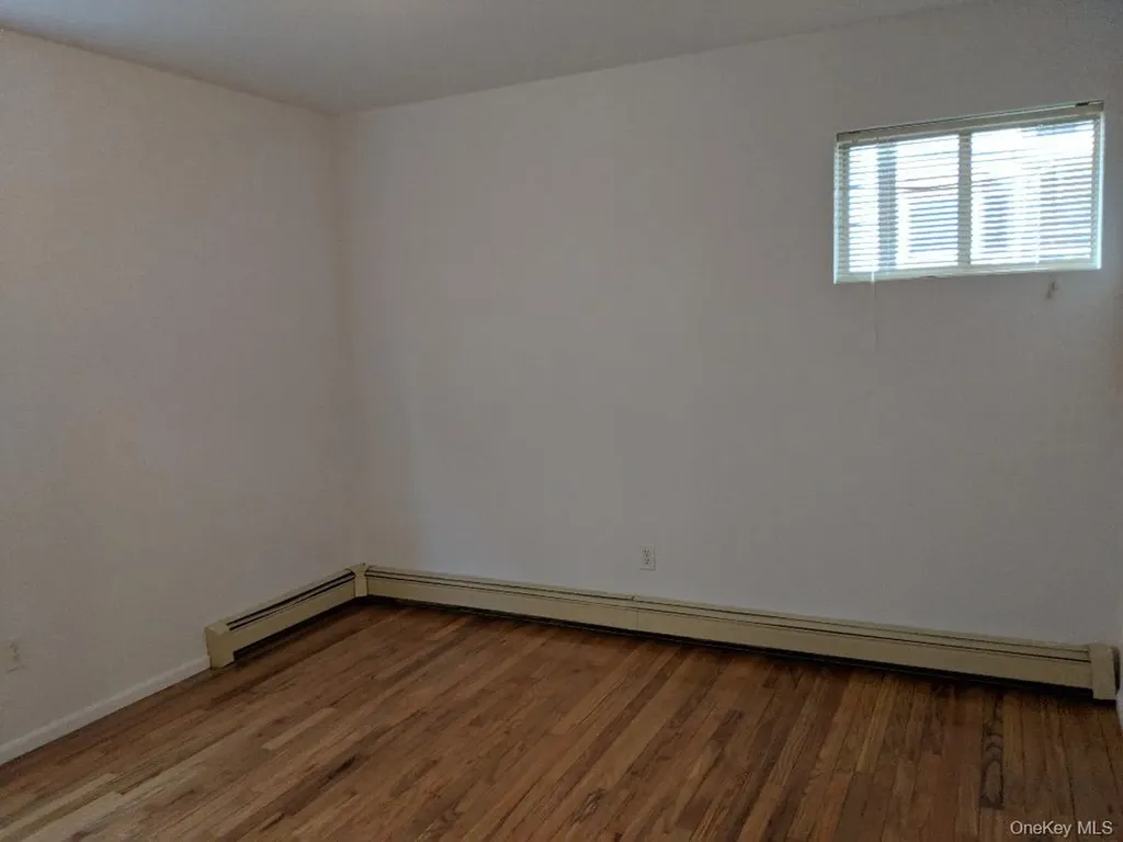 649 E Beech Street Long Beach NY 11561