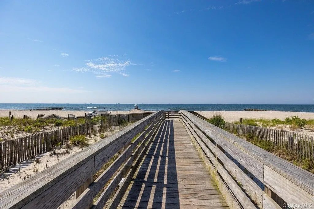 649 E Beech Street Long Beach NY 11561