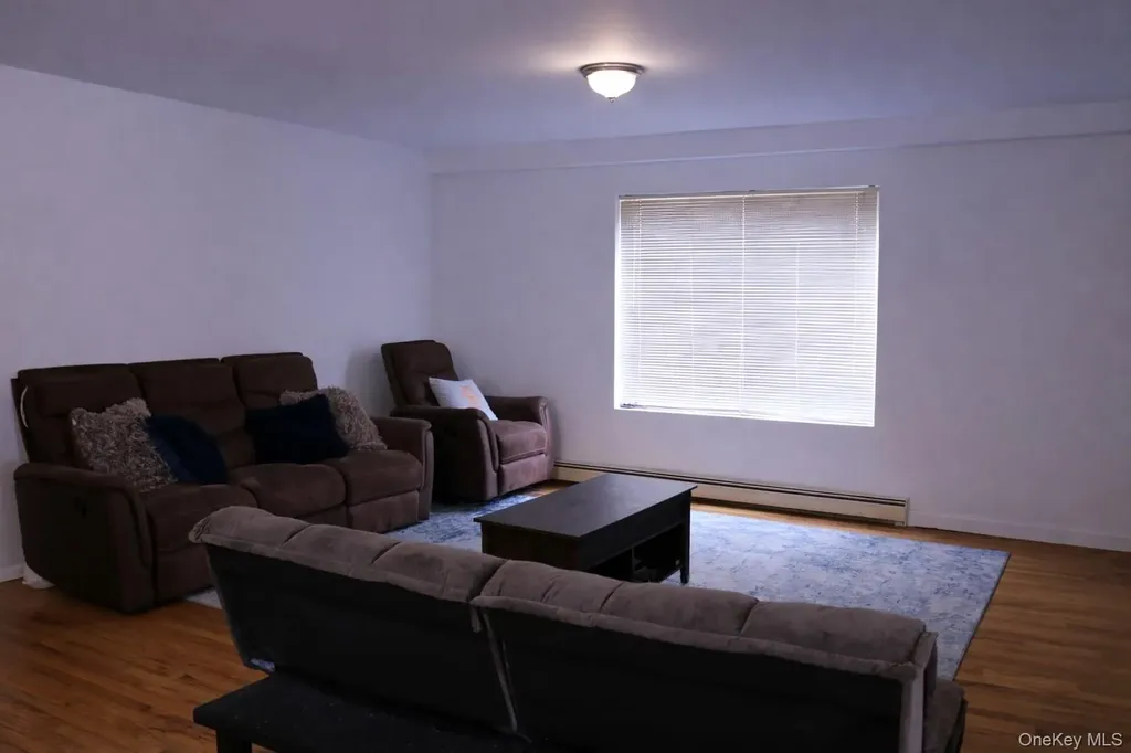 649 E Beech Street Long Beach NY 11561
