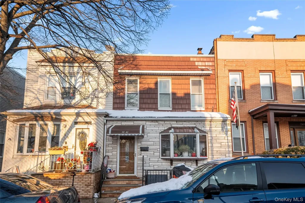 73-35 71st Place Glendale NY 11385