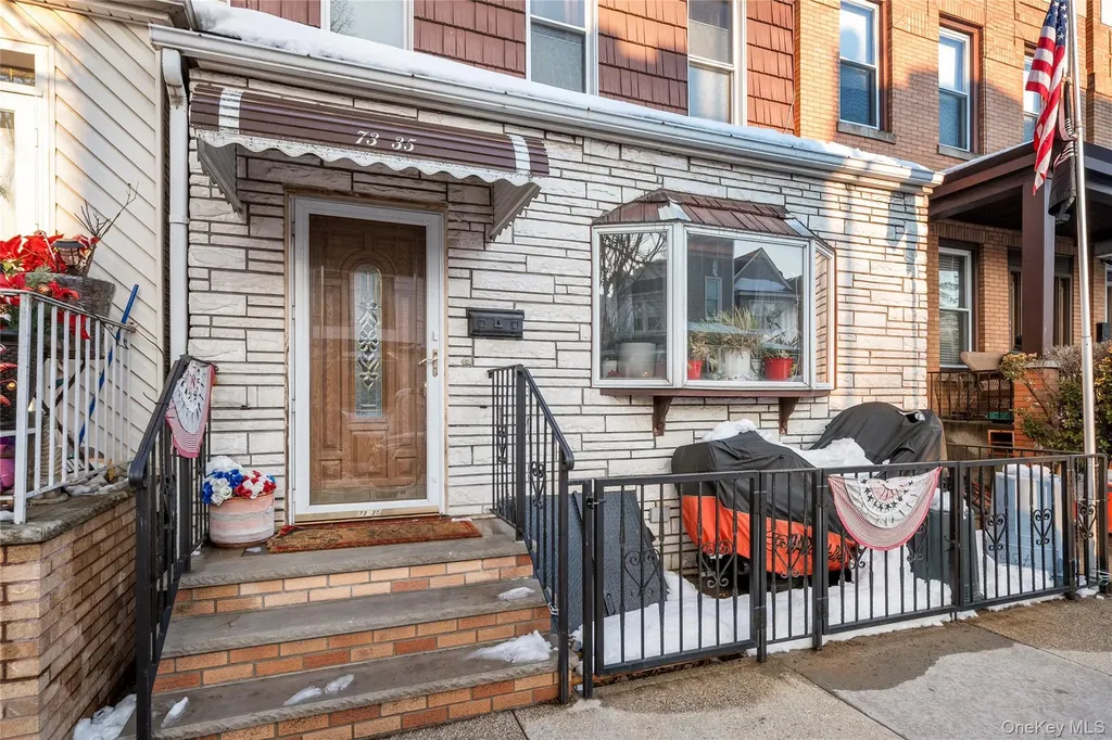 73-35 71st Place Glendale NY 11385