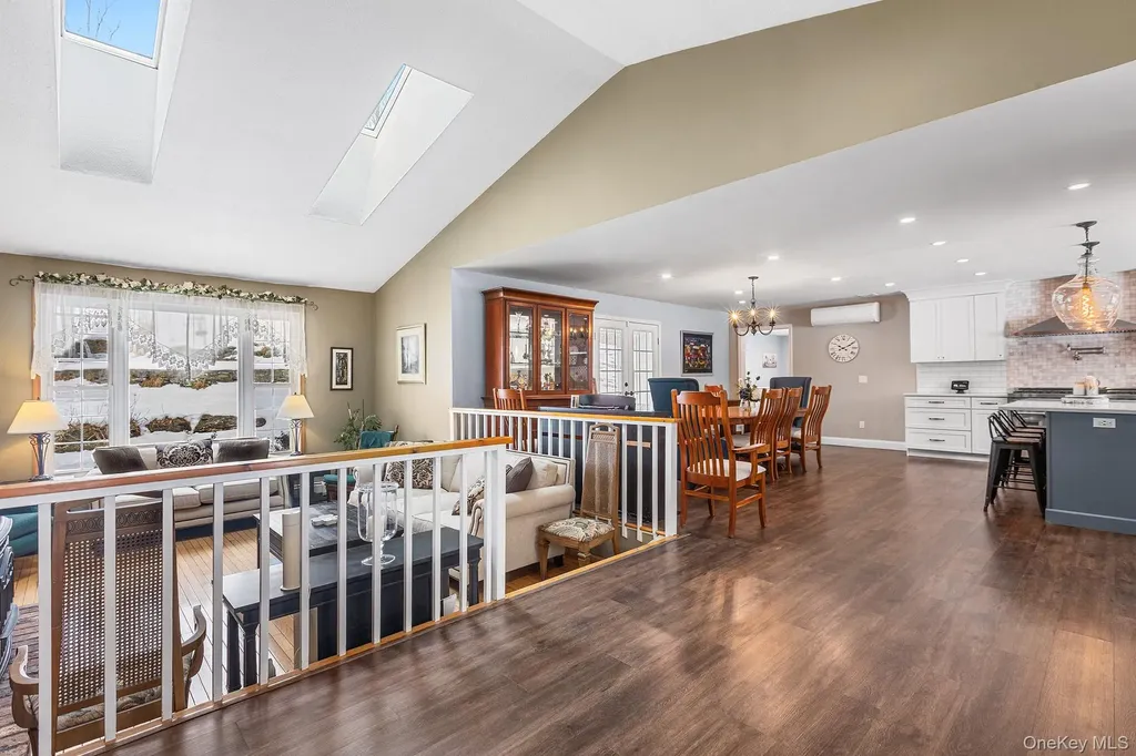 21 Straub Drive Pleasant Valley NY 12569