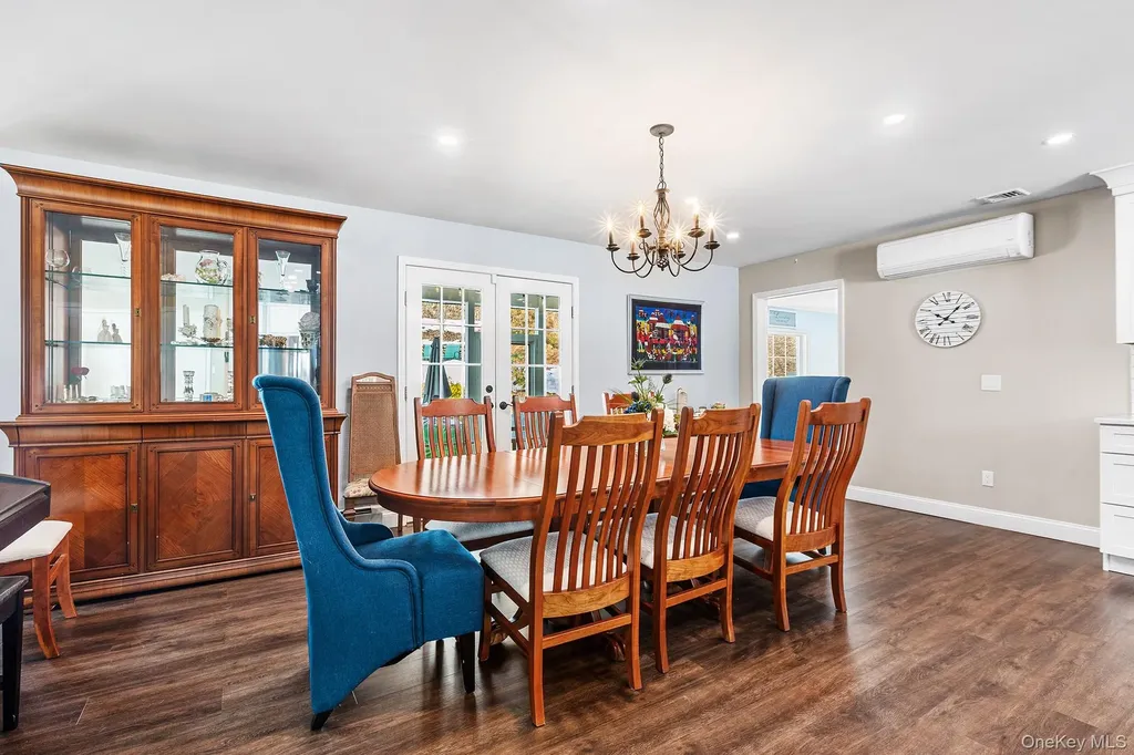 21 Straub Drive Pleasant Valley NY 12569