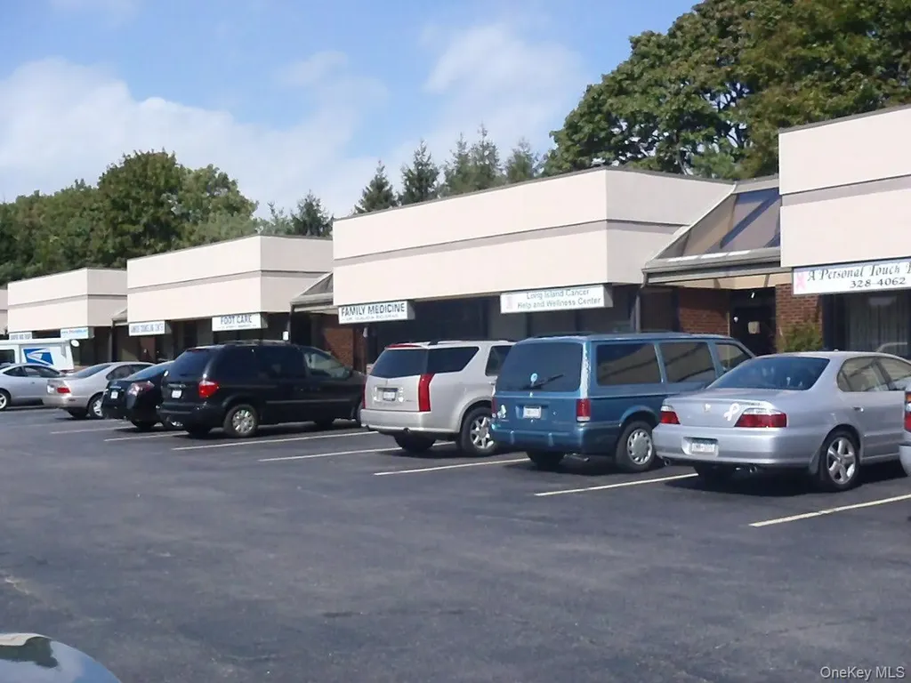 1555 Sunrise Highway Bay Shore NY 11706
